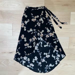 American Eagle Outfitters floral maxi skirt with slit